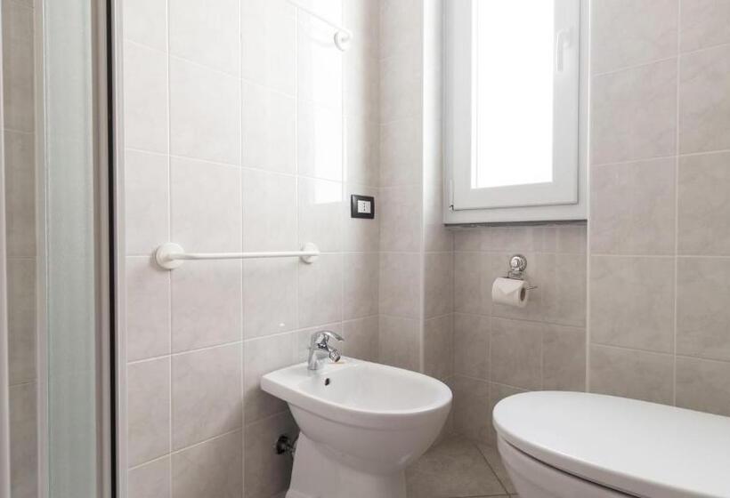 استودیوی استاندارد با چشمانداز دریا, Residence Il Poggio