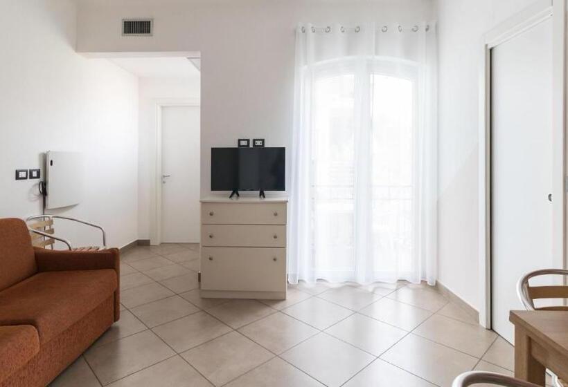 آپارتمان 1 خوابه با چشمانداز, Residence Il Poggio