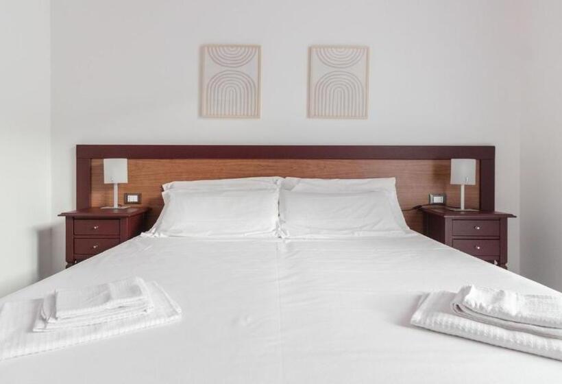 آپارتمان 1 خوابه با چشمانداز دریا, Residence Il Poggio