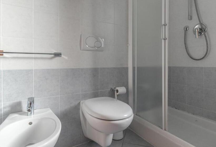 آپارتمان 1 خوابه با چشمانداز دریا, Residence Il Poggio