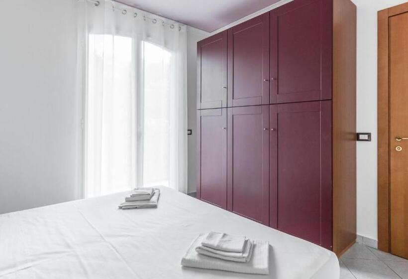 آپارتمان 1 خوابه با چشمانداز دریا, Residence Il Poggio