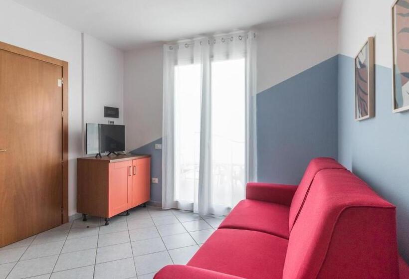 آپارتمان 1 خوابه با چشمانداز دریا, Residence Il Poggio