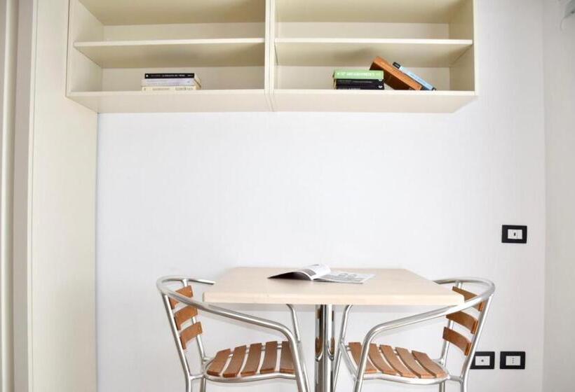 استودیو استاندارد با تخت کینگ, Residence Il Poggio