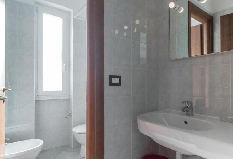 استودیوی استاندارد, Residence Il Poggio