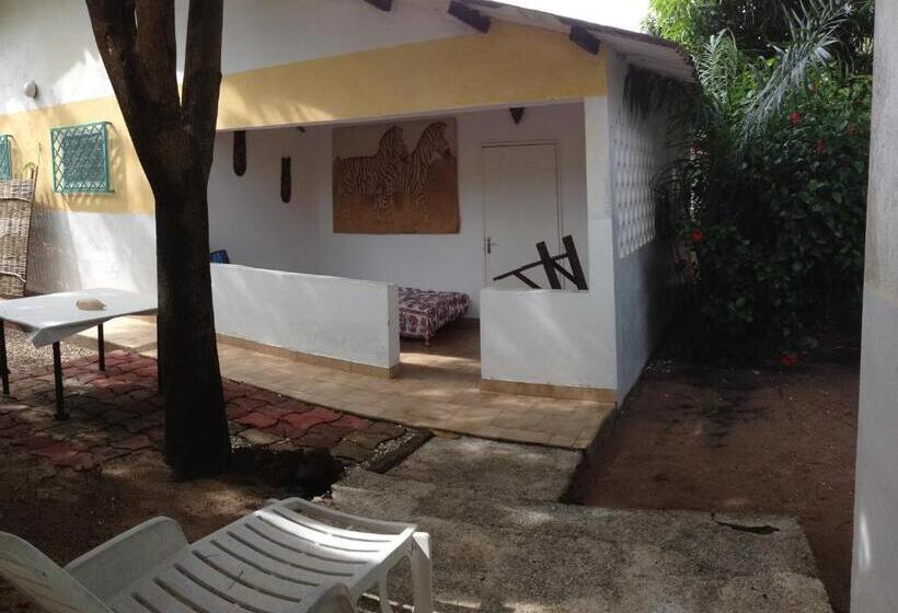 بانگلوی استاندارد, Safari Lodge Location Bungalow