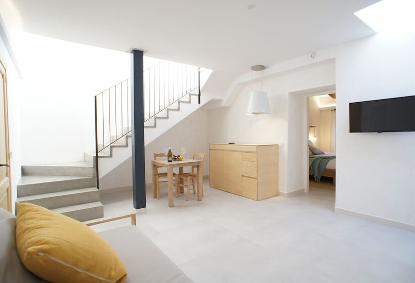 带按摩浴盆的套房, Ca Na Nina