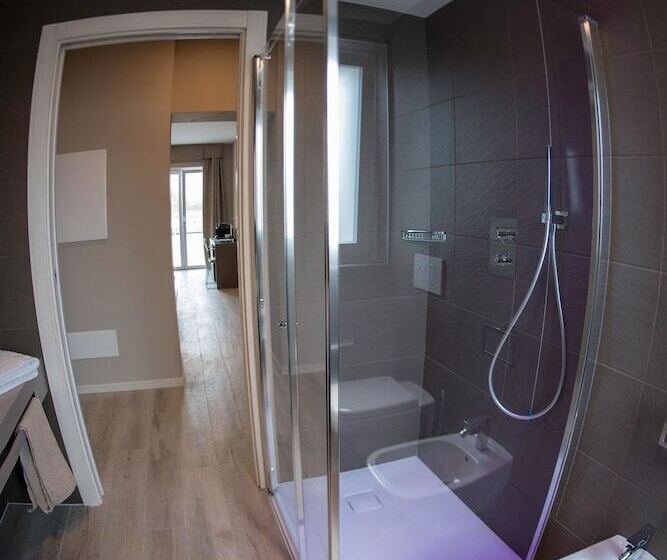 수피리어 룸, Aurora Apart