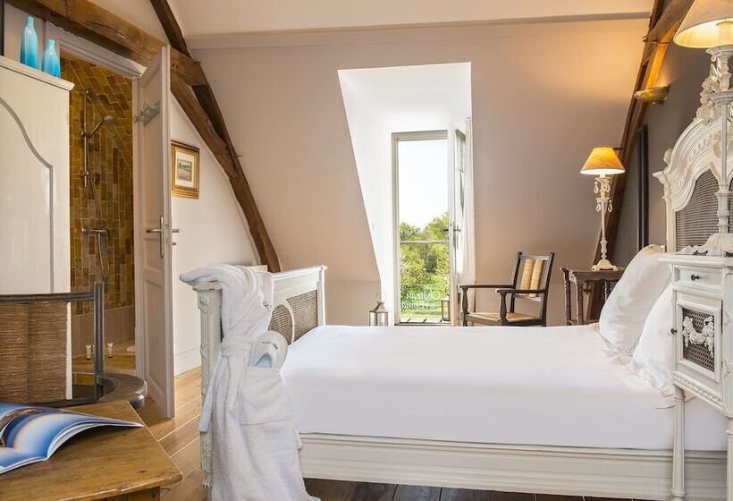 Номер Стандарт, Château De L Epinay