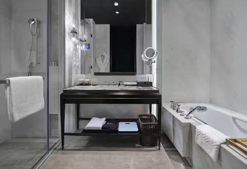 残疾人使用的带特大床的标准间, Coast Oliver