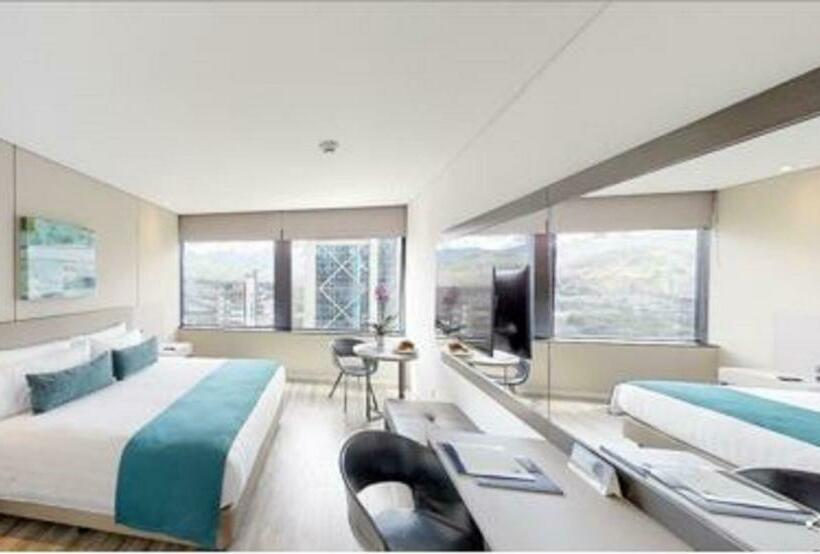 スタンダードルーム, Estelar Square