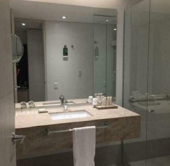 スタンダードルーム, Estelar Square