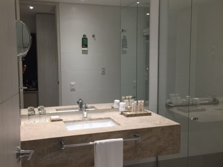 スタンダードルーム, Estelar Square