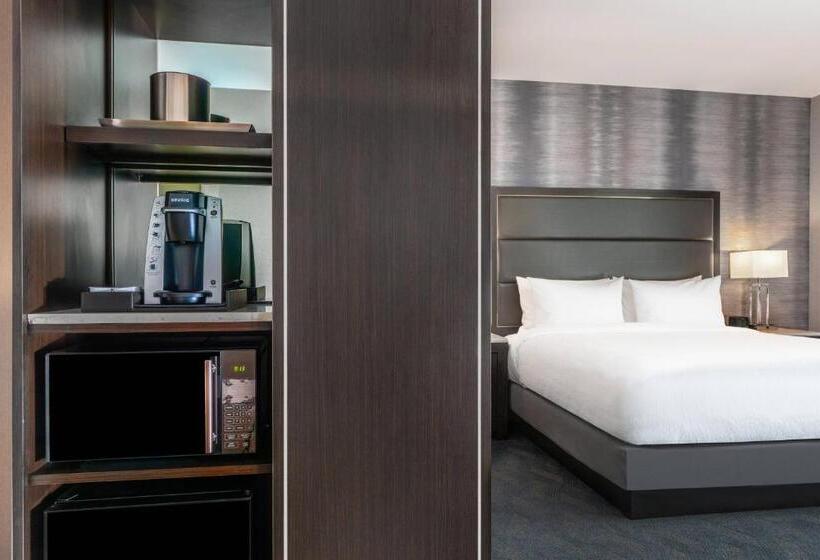 스탠다드 룸 킹사이즈 침대, Fairfield Inn & Suites By Marriott Boston Waltham