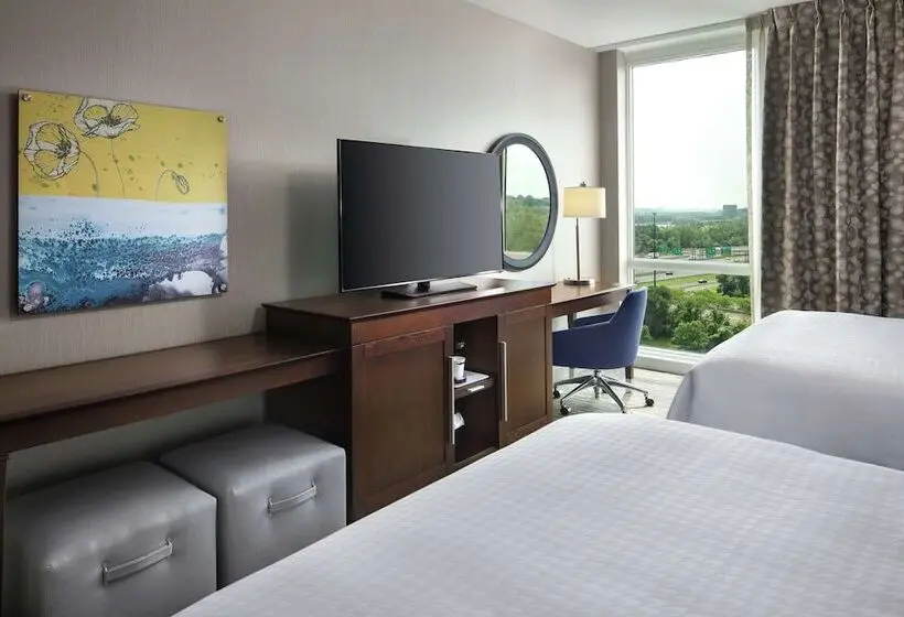 ２ダブルベッドのスタンダードルーム, Hampton Inn & Suites Teaneck Glenpointe