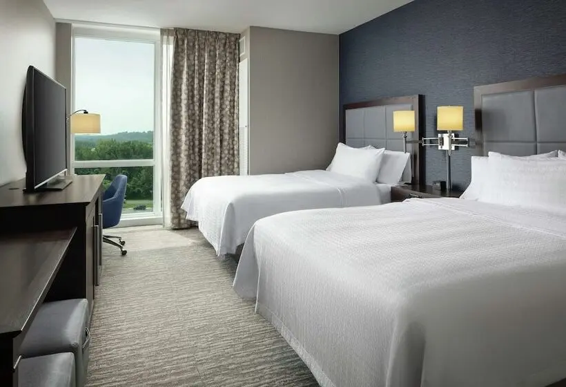 ２ダブルベッドのスタンダードルーム, Hampton Inn & Suites Teaneck Glenpointe
