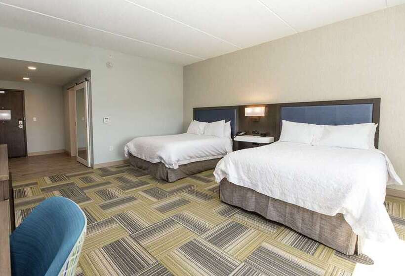 غرفة قياسية لذوى الاحتياجات الخاصة, Hampton Inn & Suites Teaneck Glenpointe