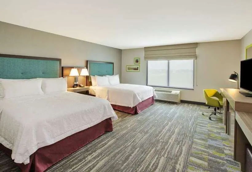 身障者適用スタンダードルーム, Hampton Inn & Suites Teaneck Glenpointe