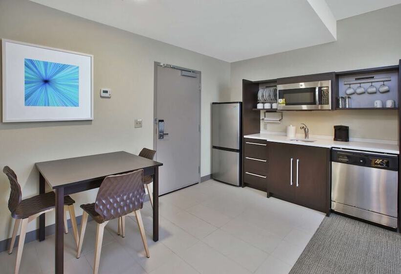 身障者適用スイートルーム, Home2 Suites By Hilton Holland