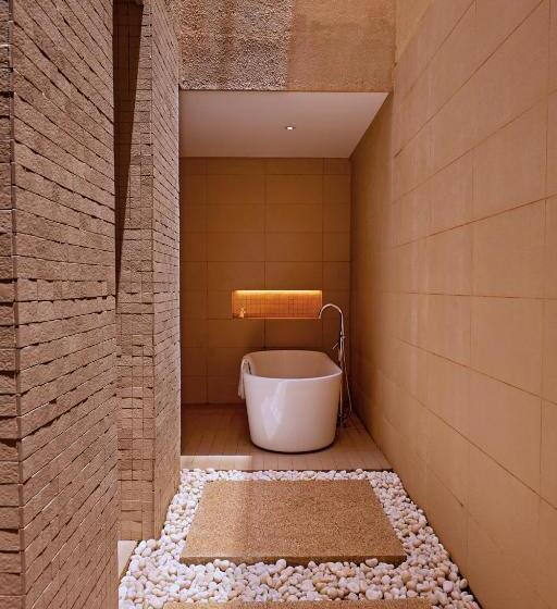 Suite with Pool, Le Grand Galle