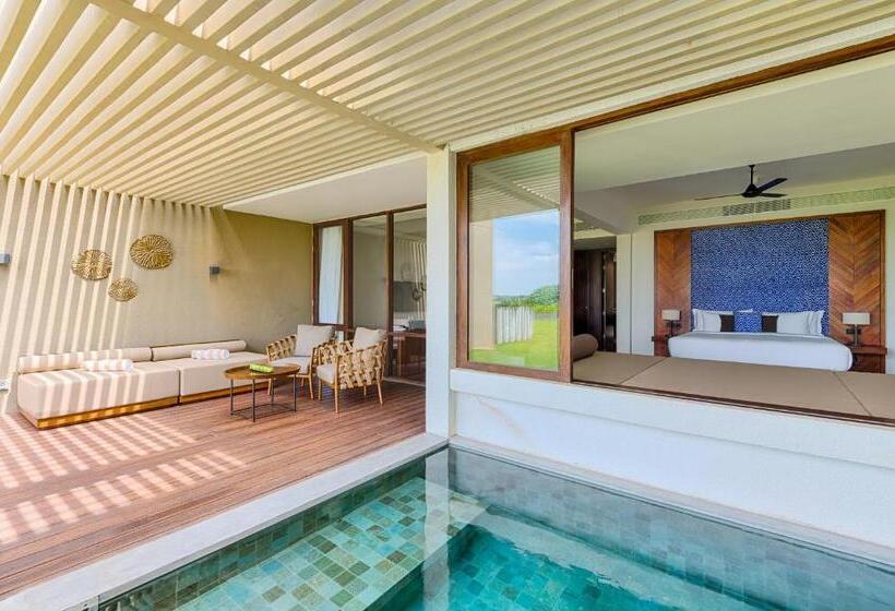 Suite with Pool, Le Grand Galle