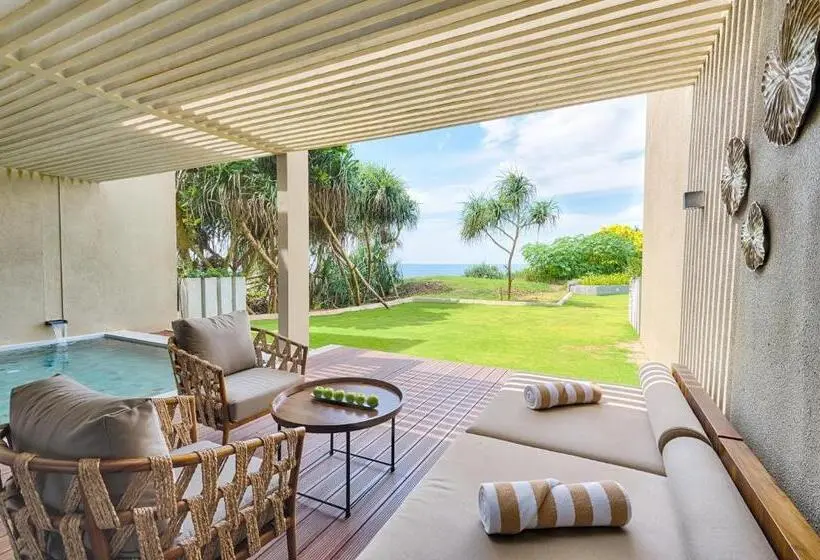 Suite with Pool, Le Grand Galle
