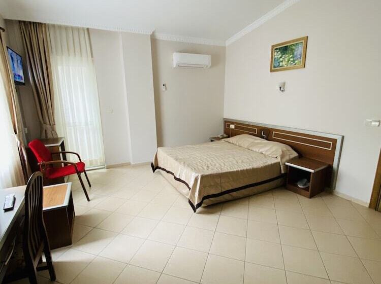 Camera Quadrupla Standard, Lemon