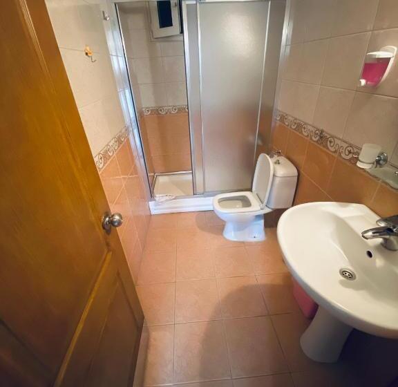 Camera Quadrupla Standard, Lemon