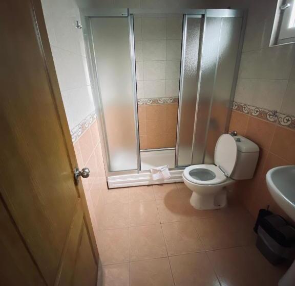 Camera Quadrupla Standard, Lemon