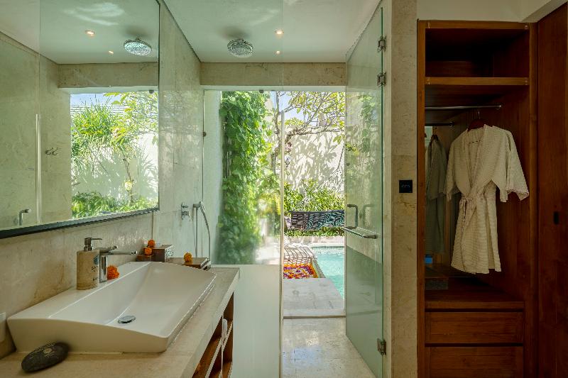 Camera Quadrupla Standard, Lemon