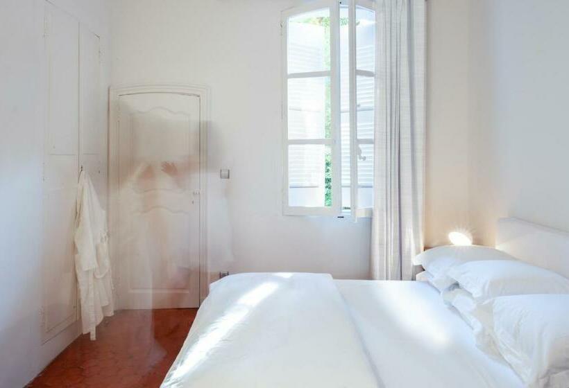 آپارتمان 1 خوابه, Maison Dauphine