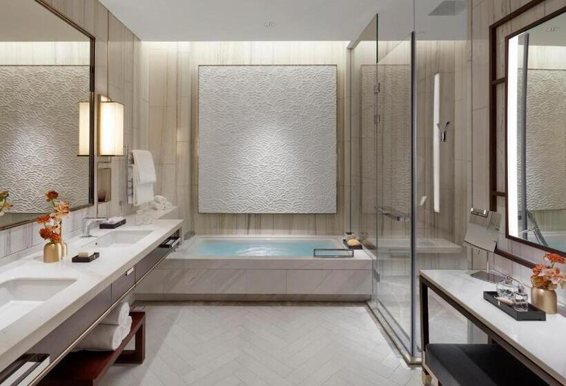 اتاق استاندارد با تراس, Mandarin Oriental Wangfujing Beijing