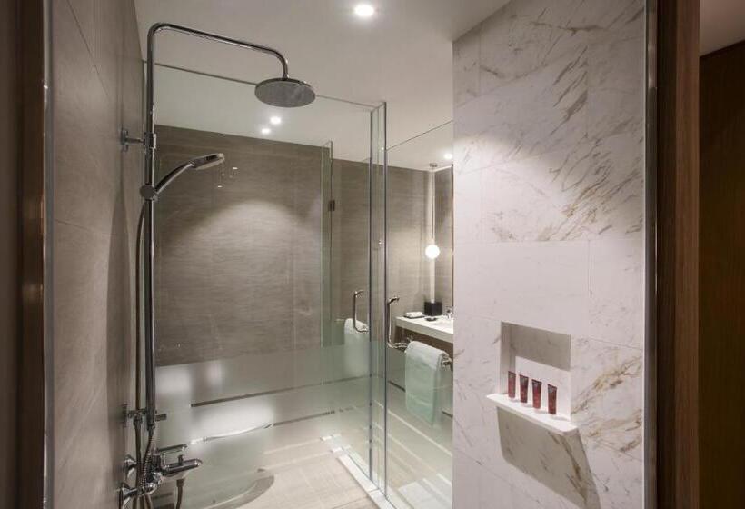 اتاق استاندارد با تخت بزرگ, Premier Residences Phu Quoc Emerald Bay Managed By Accor