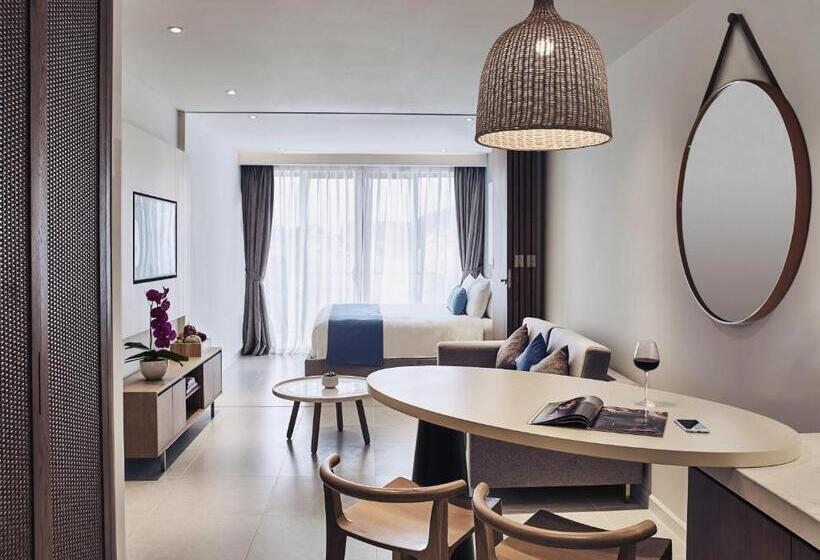 Superior suite with balcony, Premier Residences Phu Quoc Emerald Bay Managed By Accor