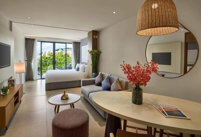 Superior suite with balcony, Premier Residences Phu Quoc Emerald Bay Managed By Accor