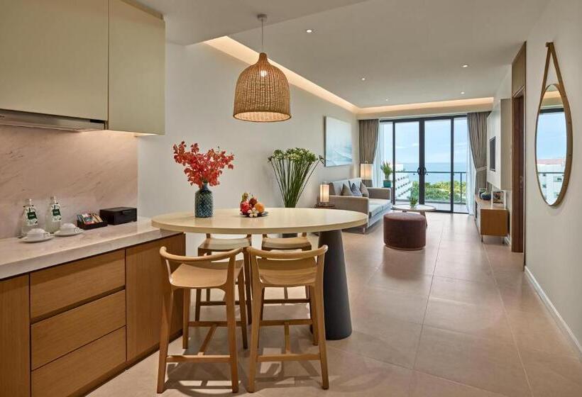 Superior suite with balcony, Premier Residences Phu Quoc Emerald Bay Managed By Accor