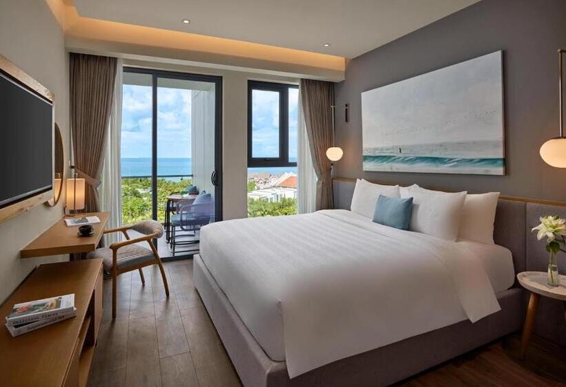 Superior suite with balcony, Premier Residences Phu Quoc Emerald Bay Managed By Accor