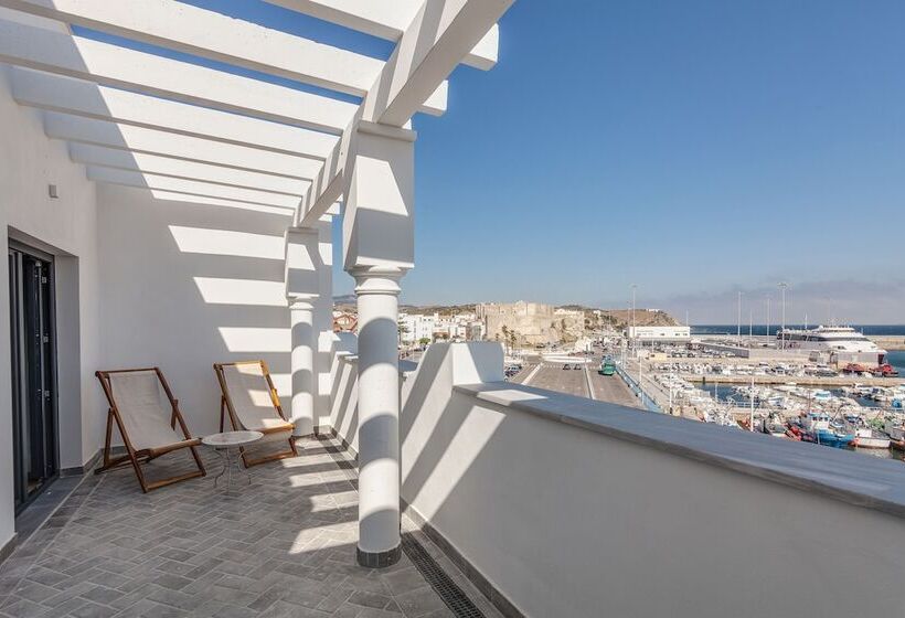 جناح جونيور مطلّ علي البحر, La Residencia Puerto Hotel & Spa