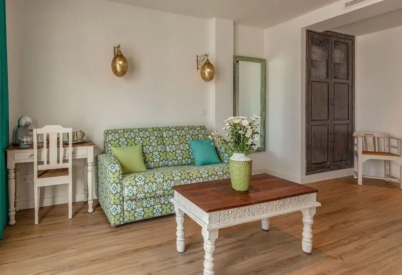 سوییت جونیور با چشم‌انداز دریا, La Residencia Puerto Hotel & Spa