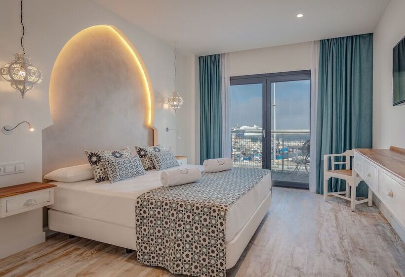 غرفة قياسية مطلّة علي البحر, La Residencia Puerto Hotel & Spa