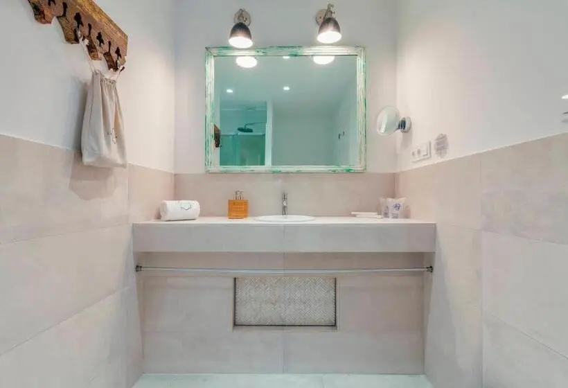 سوییت جونیور, La Residencia Puerto Hotel & Spa