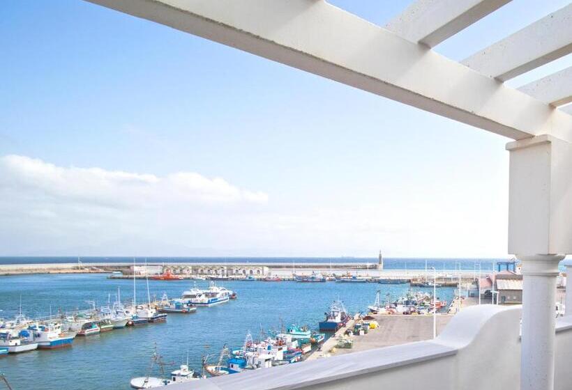 جناح جونيور مطلّ علي البحر, La Residencia Puerto Hotel & Spa