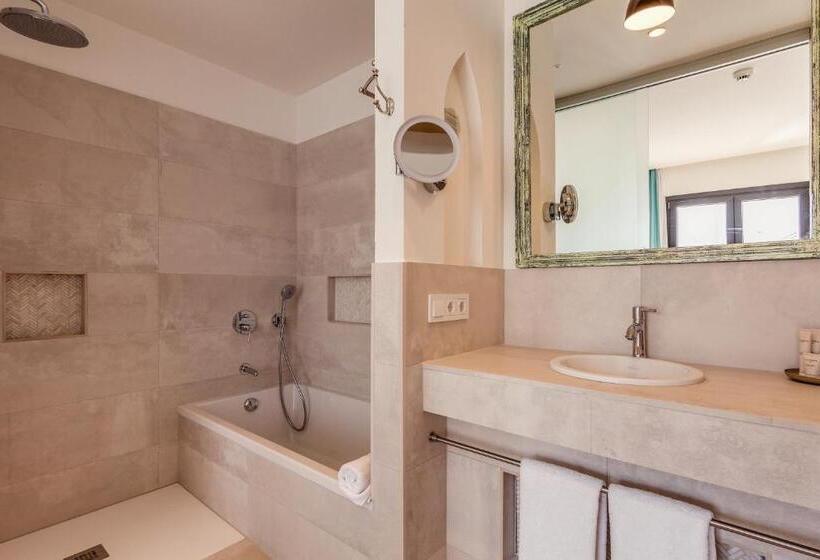 جناح جونيور, La Residencia Puerto Hotel & Spa