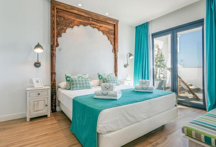 جناح جونيور مطلّ علي البحر, La Residencia Puerto Hotel & Spa