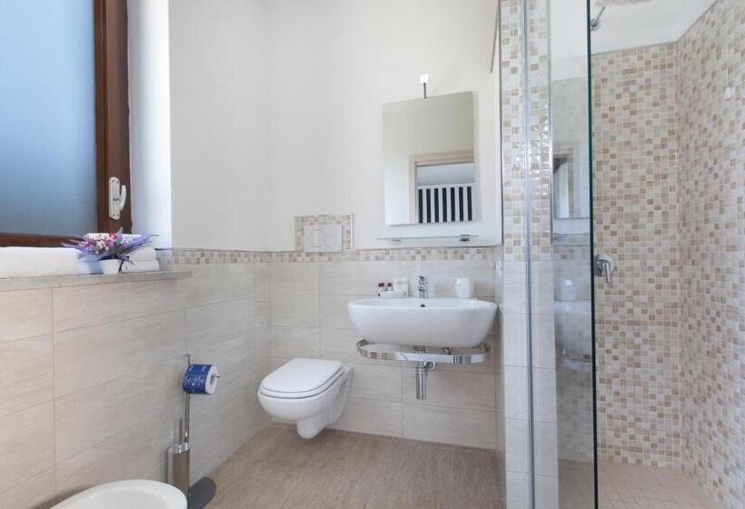 חדר סטנדרט נוף לגינה, Villa Iolanda