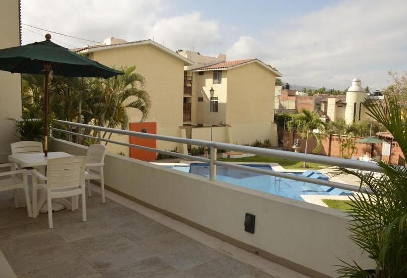 小型套房带阳台, Zenharmony Suites