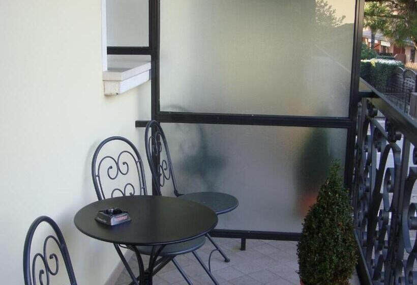 Номер Стандарт, B&b America