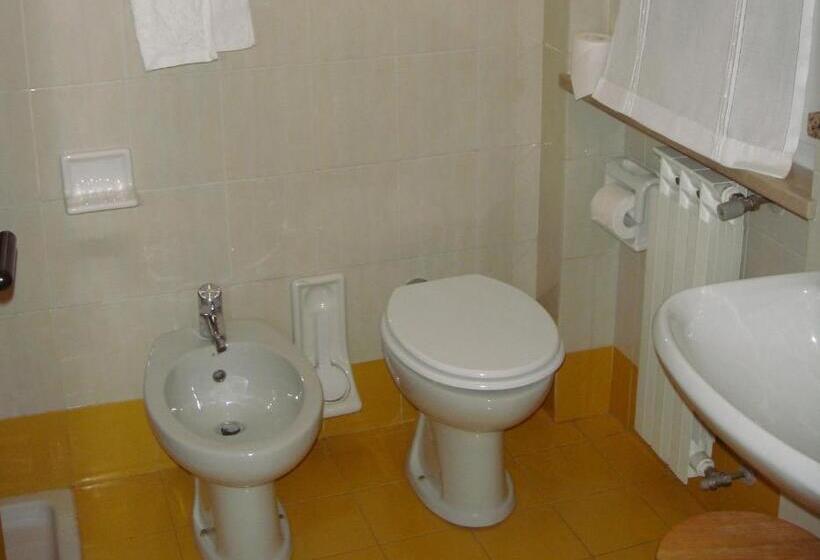 Четырехместный Номер Стандарт, B&b America