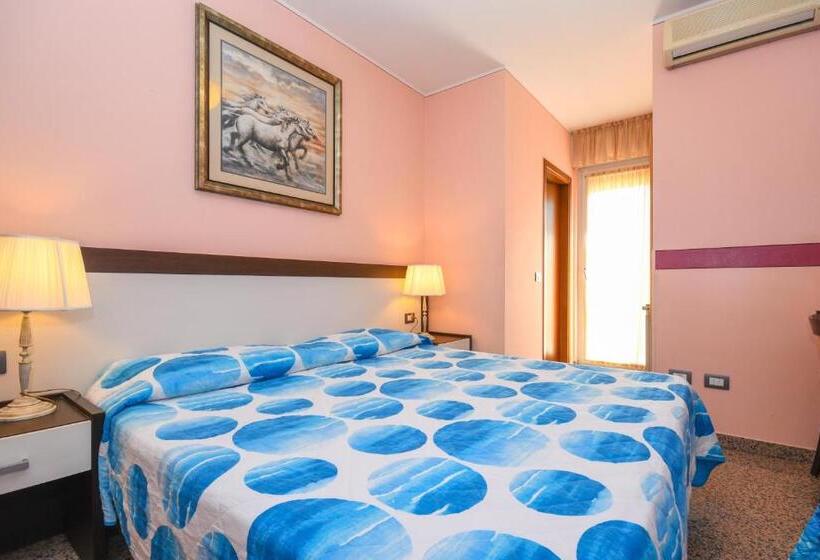 Номер Стандарт Трехместный, B&b America