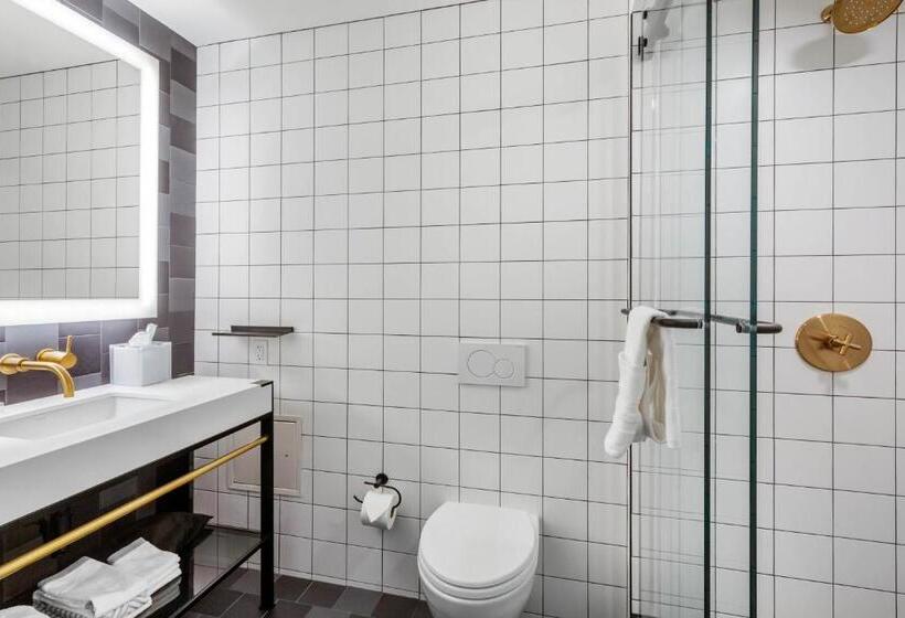 חדר דלוקס יחיד, Cambria Hotel Boston Downtown   Seaport