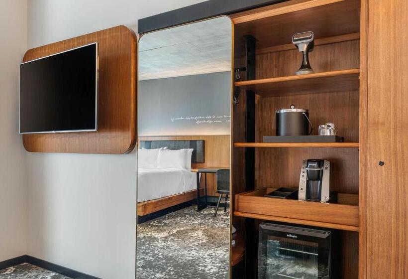 חדר דלוקס יחיד, Cambria Hotel Boston Downtown   Seaport